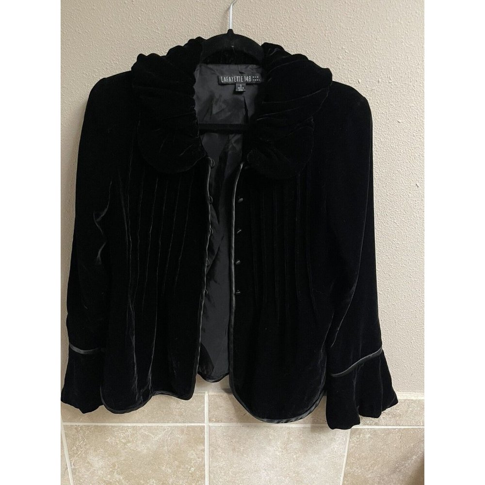 Lafayette 148 New York Women's Velvet Ruffled Collared Jacket Black Size 6